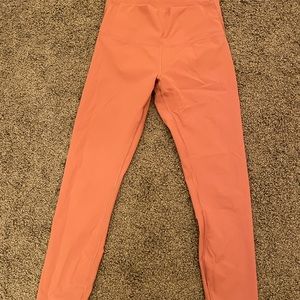 Lululemon Wunder Under leggings